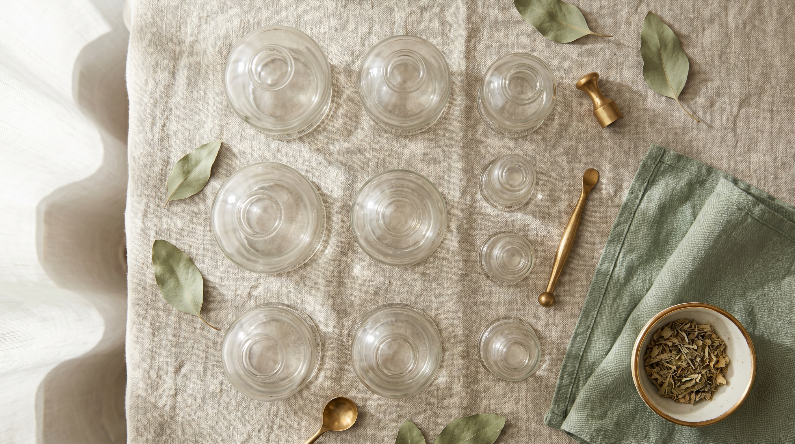 ครอบแก้ว (Cupping) ดีอย่างไร? ประโยชน์ ขั้นตอน และข้อควรรู้